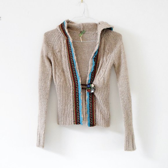 FREE PEOPLE Tan Klara Wool Cable Knit Embroidered Trim Button Cardigan | Size XS - Picture 1 of 11